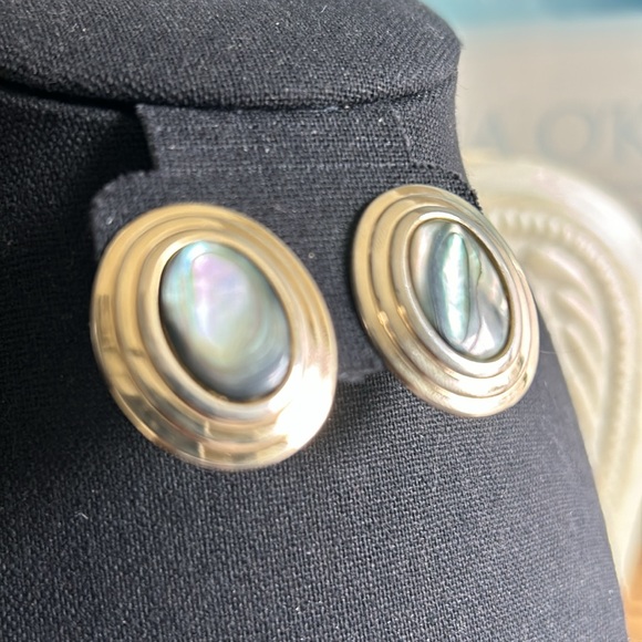 Vintage Abalone Post Earrings - Picture 4 of 6